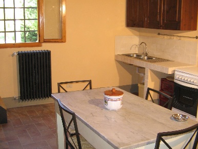 Foto Casa indipendente a Montespertoli di 320 m² con 10 locali in vendita
