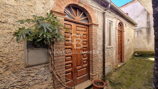 Foto Casa indipendente in Via Vico Storto, Cicerale Monte Cicerale