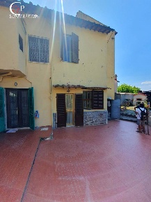 Foto Casa indipendente in via di Peretola, Firenze Peretola di 120 m²