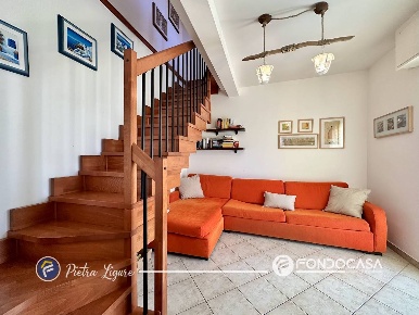 Foto Case semi ndipendenti in Zona Soccorso, Pietra Ligure Centro di 145 m²
