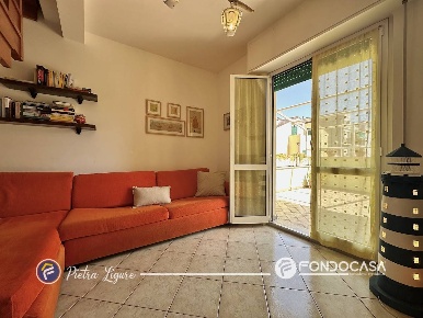 Foto Case semi ndipendenti in Zona Soccorso, Pietra Ligure Centro di 145 m²