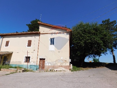 Foto Casa indipendente in VIA STATALE, Casacanditella Centro di 198 m²