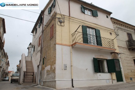 Foto Casa indipendente in Via E Muricchio, Portocannone di 240 m²