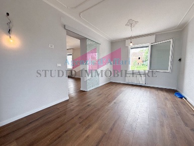Foto Casa indipendente in Via Toscana, Castelnovo Bariano di 153 m²