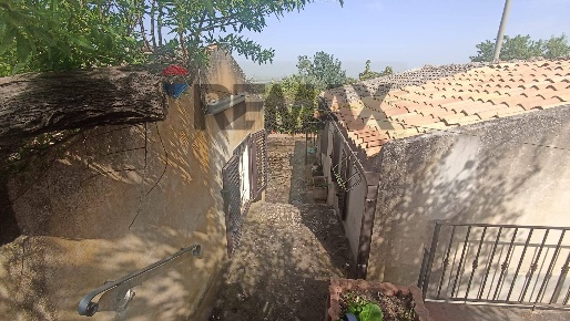 Foto Rustico in donnagona snc, Chiaramonte Gulfi di 100 m² con 4 locali