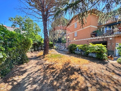 Foto Appartamento in Via Leonardo Da Vinci, Umbertide Pierantonio di 135 m²