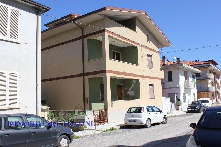 Foto Casa indipendente in Via Parini, Sant'Egidio alla Vibrata di 200 m²