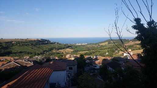 Foto Casa indipendente in Via XX Settembre, Colonnella di 170 m² in vendita