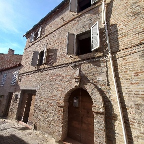 Foto Casa indipendente in via Monteverde, Montegiorgio in vendita