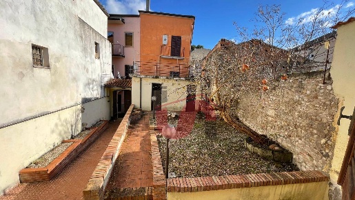 Foto Case semi ndipendenti in Via Arechi, Benevento Centro Storico