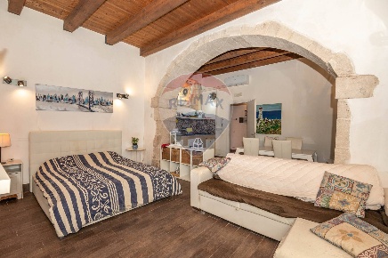 Foto Casa indipendente in Ronco Cutali, Siracusa Ortigia di 177 m²