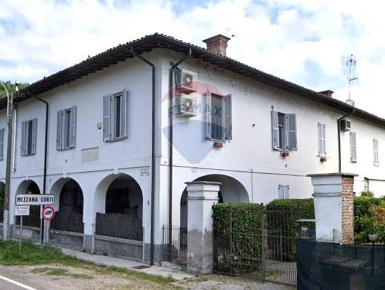 Foto Appartamento in via fermi, Cava Manara Tre Re Mezzana Corti di 133 m²