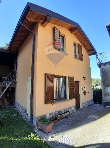 Foto Casa indipendente in via TORRICELLA, Calco Centro di 55 m² in vendita