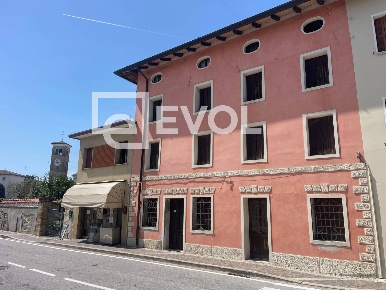 Foto Casa indipendente in via Brian, Precenicco di 365 m² con 20 locali