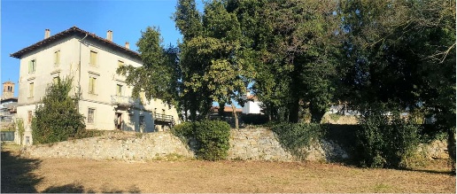 Foto Casa indipendente in Loneriacco, Tarcento Loneriacco di 803 m²