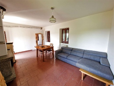 Foto Casa indipendente in Via XX Settembre 36, Caravate di 190 m²