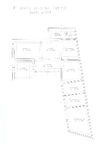 Foto Casa indipendente in via Tuveri, Assemini di 145 m² con 4 locali