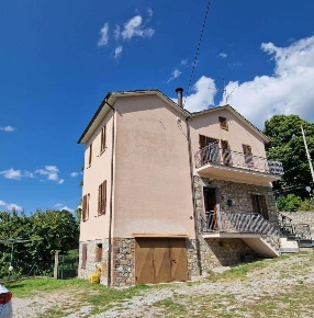 Foto Casa indipendente a Monteleone d'Orvieto di 140 m² con 6 locali