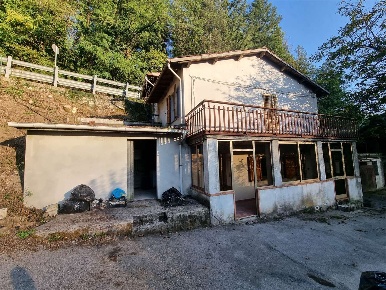 Foto Casa indipendente in Via San Biagio, Piazza al Serchio Petrognano