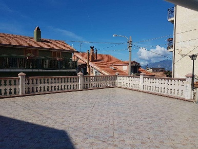 Foto Casa indipendente in Via delle  ginestre, Ascea Centro di 200 m²