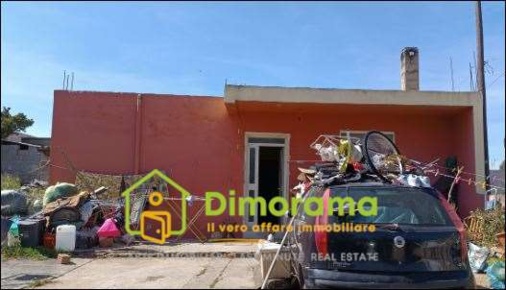 Foto Case indipendenti in Località "Riu Maiori" Via Is Piscinas n. 19,