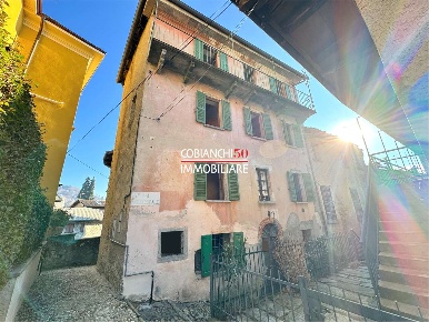 Foto Casa indipendente in via madonnina, Premeno Centro di 130 m²