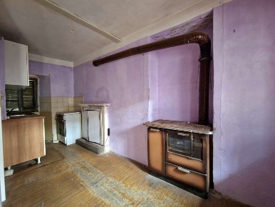 Foto Casa indipendente in Via Cortile 2, Arola Centro di 90 m² con 3 locali