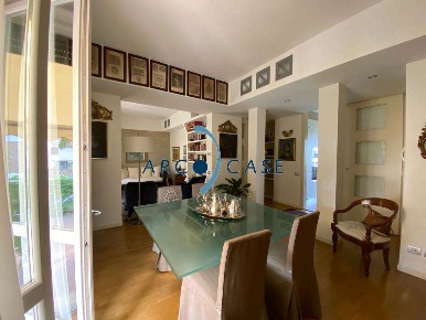 Foto Casa indipendente a Capergnanica di 216 m² con 11 locali in vendita