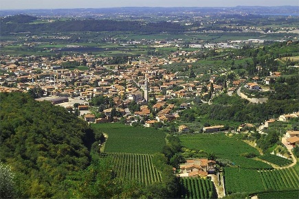 Foto Casa indipendente a Sant'Ambrogio di Valpolicella in vendita