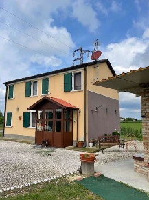 Foto Casa indipendente a Ariano nel Polesine di 96 m² con 4 locali