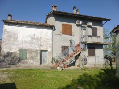 Foto Casa indipendente in Strada magnalova 5, Meldola di 90 m² con 4 locali