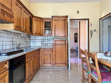 Foto Casa indipendente a Vittorio Veneto di 275 m² con 9 locali in vendita