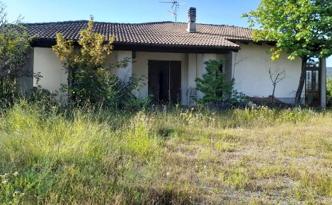 Foto Casa indipendente in Strada della Cestera, Visone Centro di 209 m²
