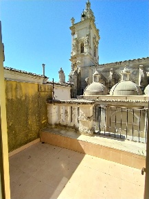 Foto Casa indipendente a Ragusa di 190 m² con 8 locali in vendita