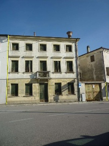 Foto Casa indipendente in Piazza Martiri della Libertà, Susegana Centro