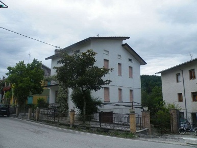 Foto Casa indipendente in fraz Colpalombo  102, Gubbio in vendita