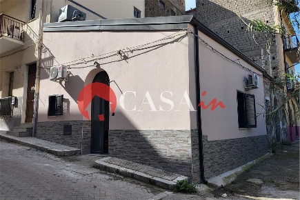 Foto Casa indipendente in Via Giuseppe Galliano 2, Sant'Agata di Militello