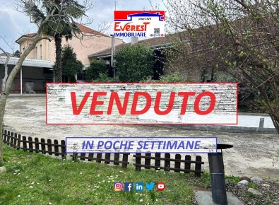 Foto Casa indipendente a Busto Arsizio in vendita