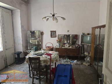Foto Casa indipendente a Camporotondo Etneo di 120 m² con 4 locali
