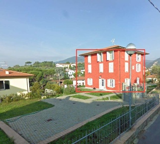 Foto Case indipendenti in Via Colle del Lupo, Pescia Veneri di 379 m²