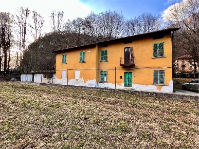 Foto Casa indipendente in Vicolo Giacinto 1, Darfo Boario Terme Centro