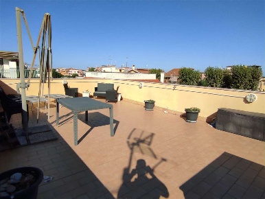 Foto Appartamento in Via Livorno, Ladispoli Centro di 50 m² con 2 locali