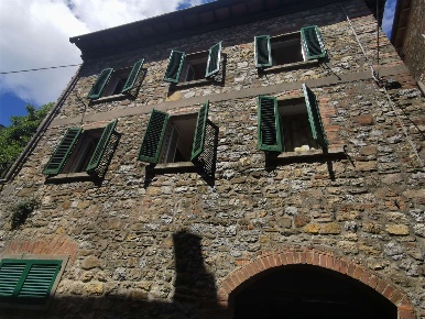 Foto Casa indipendente a Civitella in Val di Chiana di 168 m² con 6 locali