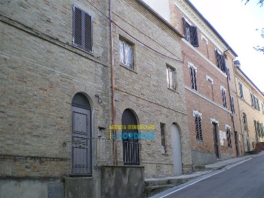 Foto Casa indipendente a Fermo in vendita