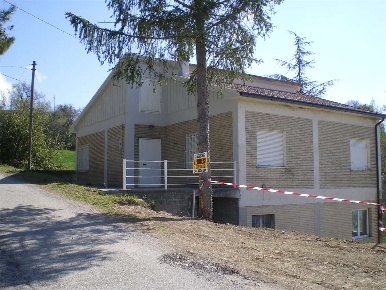 Foto Casa indipendente a Monteleone di Fermo in vendita