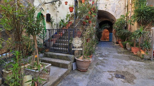 Foto Casa indipendente in via mirabella, Siracusa Ortigia di 198 m²
