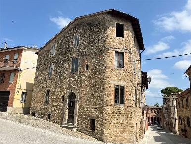 Foto Casa indipendente in Via Giacomo Matteotti 2, San Ginesio Centro