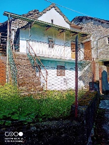 Foto Casa indipendente in fomarco 10, Pieve Vergonte Centro di 90 m²