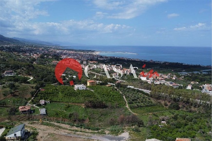 Foto Casa indipendente a Sant'Agata di Militello di 163 m² con 8 locali