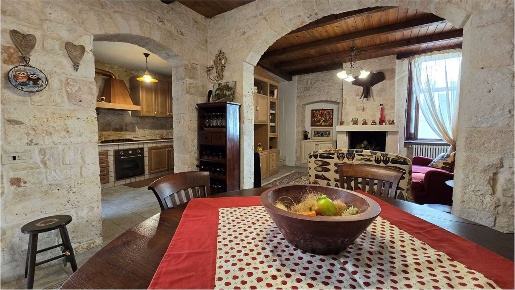 Foto Casa indipendente a Conversano di 150 m² con 6 locali in vendita